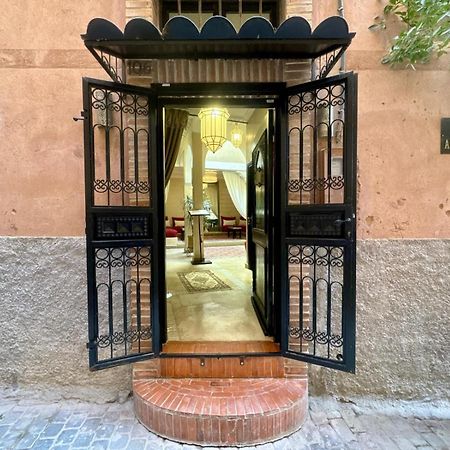 Riad Art De Vivre Avec Jacuzzi Марракеш Экстерьер фото