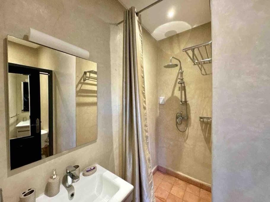 Riad Art De Vivre Avec Jacuzzi Марракеш Экстерьер фото