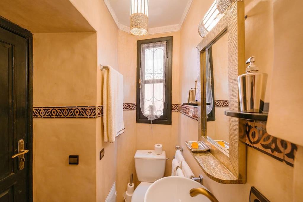 Riad Art De Vivre Avec Jacuzzi Марракеш Экстерьер фото
